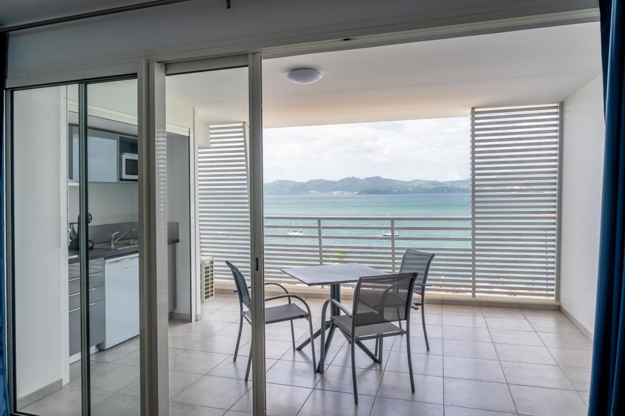 B&B Home Fort-De-France Marina エクステリア 写真